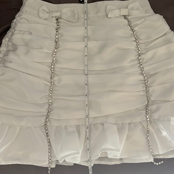 Short Mermaid shape skirt white - Picture 7 of 7